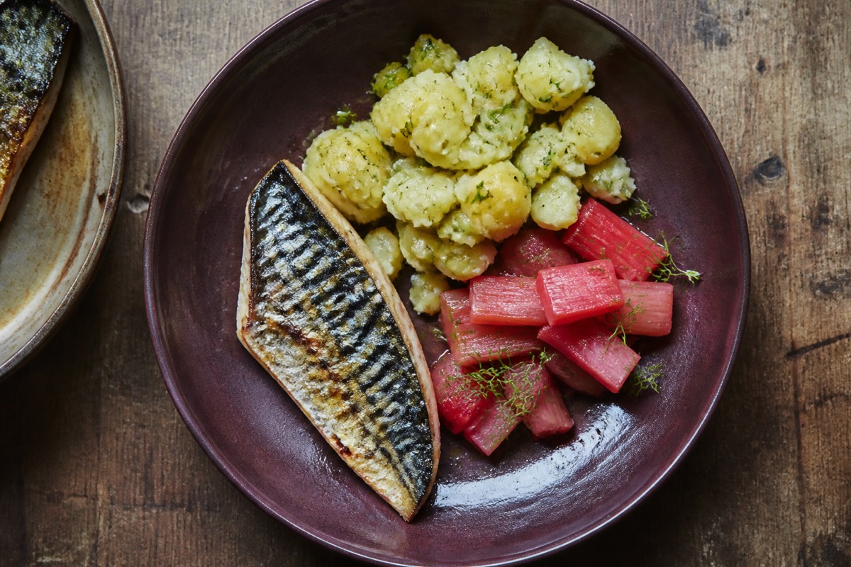 Pan-fried mackerel with quick pickled rhubarb