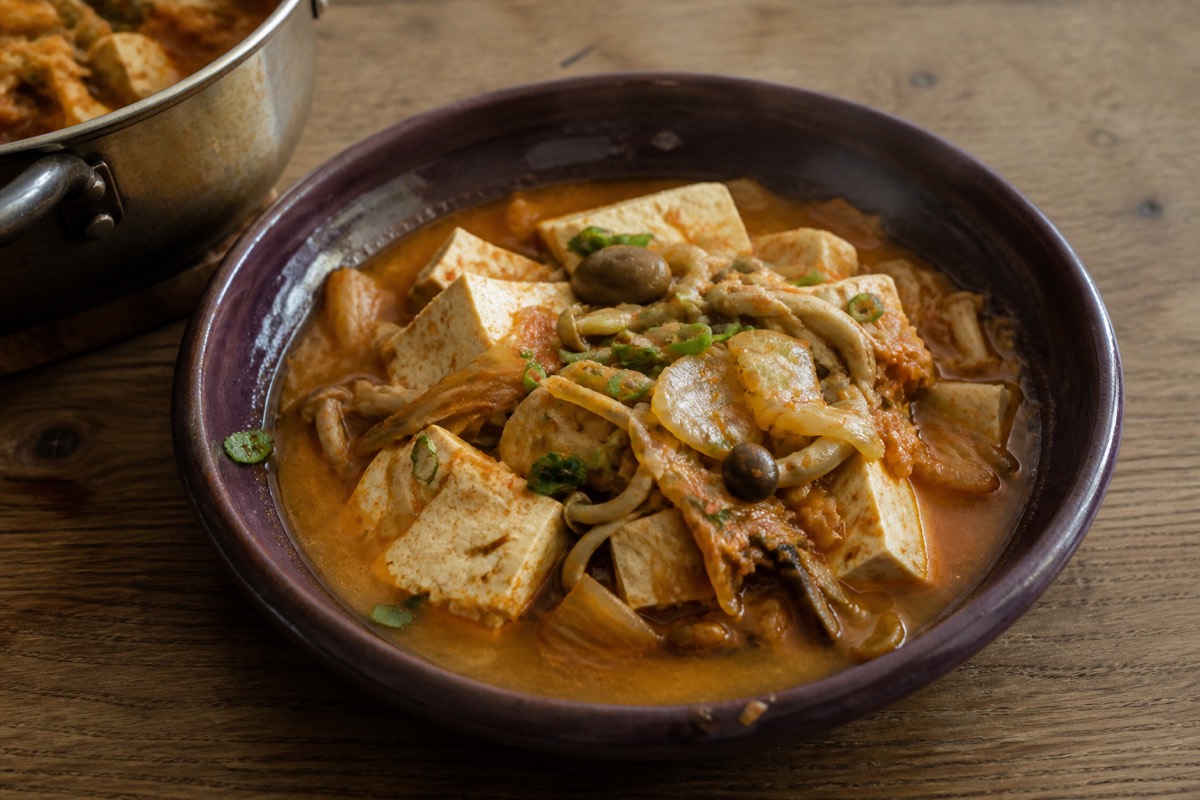 Kimchi & tofu stew (jjigae-style)