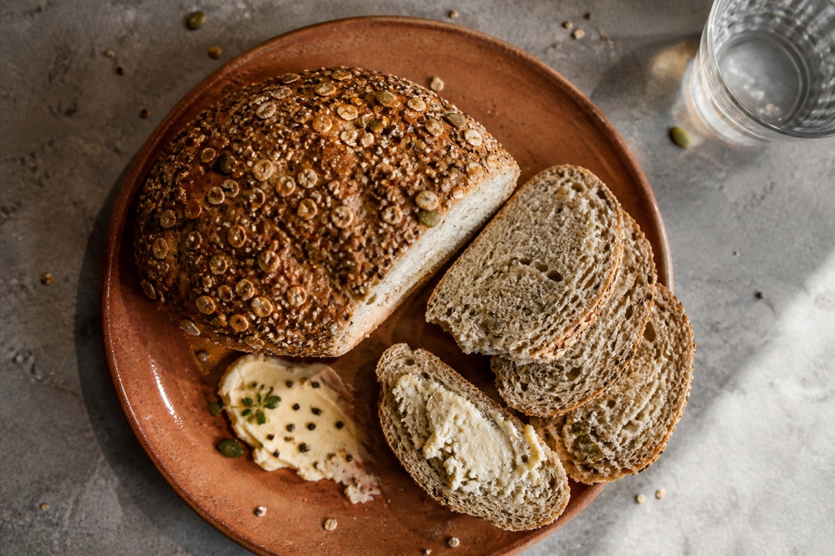 Seeded oat soda loaf
