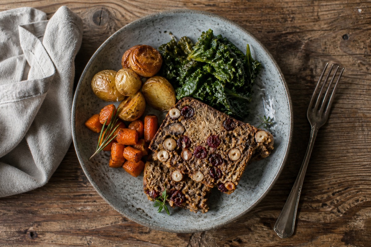 Hazelnut, mushroom & cranberry nut roast