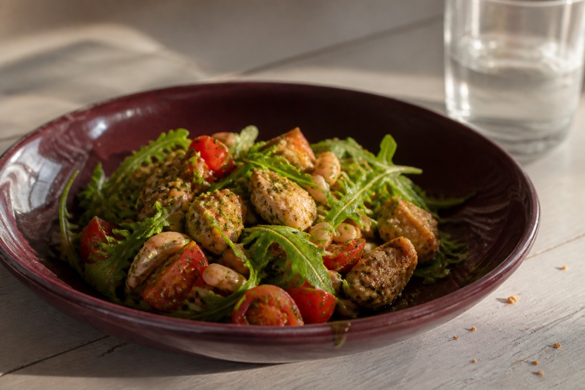 Warm chicken, pesto & white bean salad